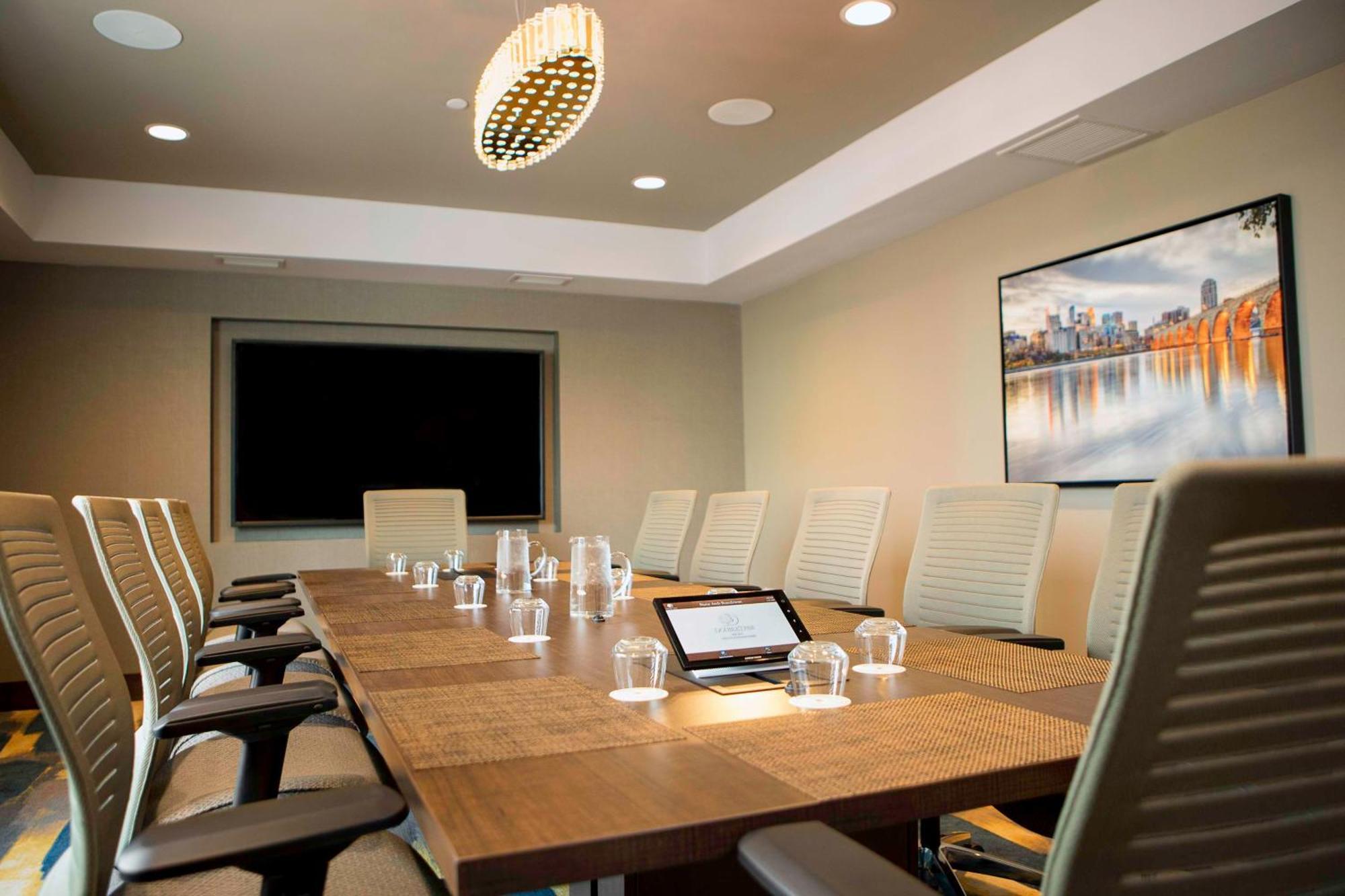 Hilton Garden Inn Minneapolis - University Area Luaran gambar
